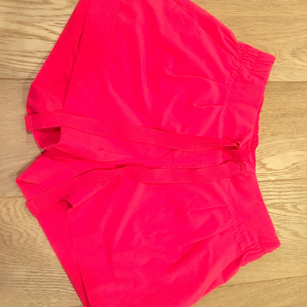 Coral Lululemon spring breakaway short